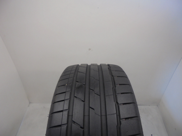 Hankook K127 S1 EVO3 gumiabroncs