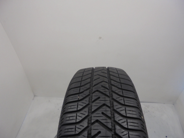 Pirelli Snowcontrol 3 gumiabroncs