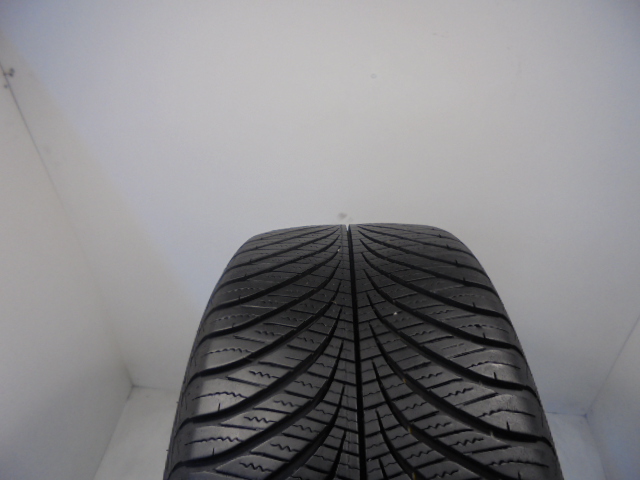 Goodyear Vector 4 Season G2 gumiabroncs