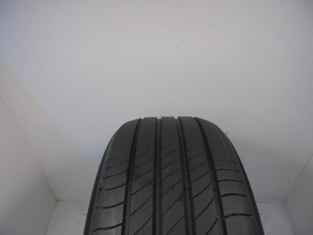 Michelin Primacy 4 gumiabroncs