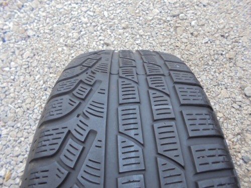 Pirelli Sottozero gumiabroncs