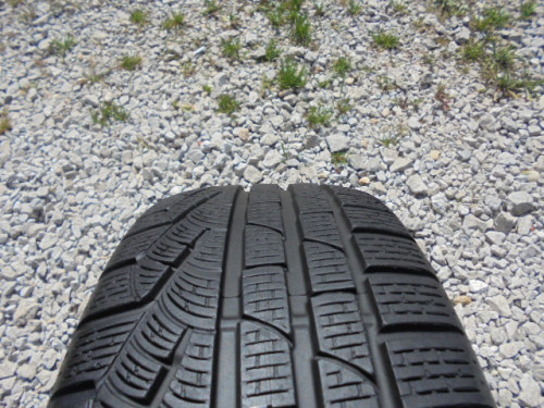 Pirelli Sottozero 2 gumiabroncs