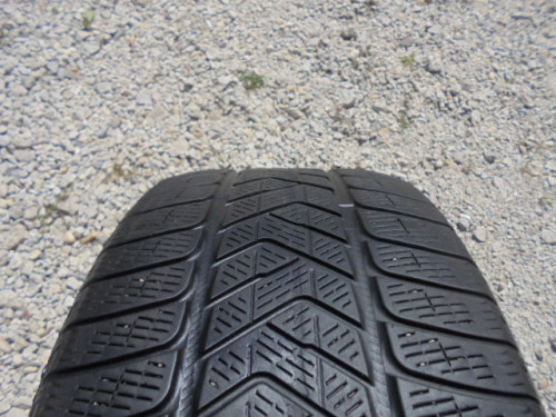 Pirelli Scorpion gumiabroncs