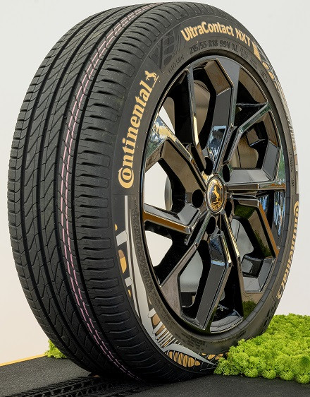 Continental ULTRACONTACT NXT XL 1465163 FR gumiabroncs
